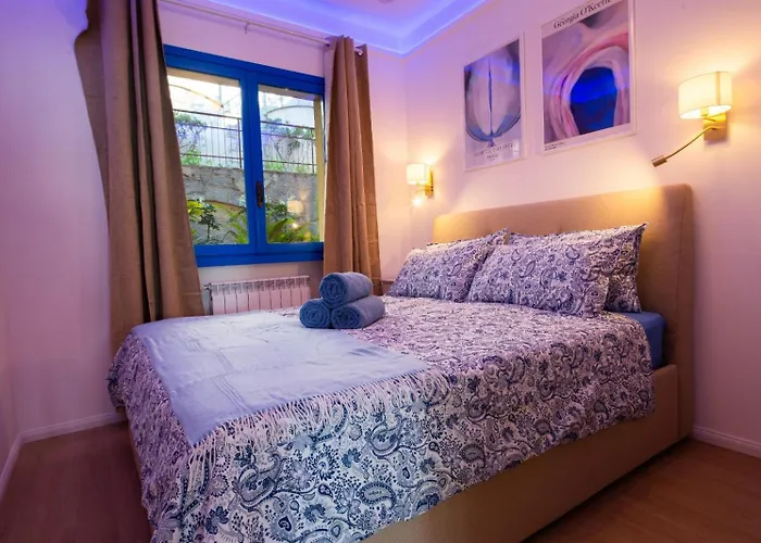 Infinity Blue - Sunny With The View Lejlighed