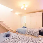 Apartment Infinity Blue - Sunny With The View *