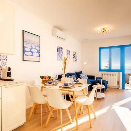 Infinity Blue - Sunny With The View Apartamento *