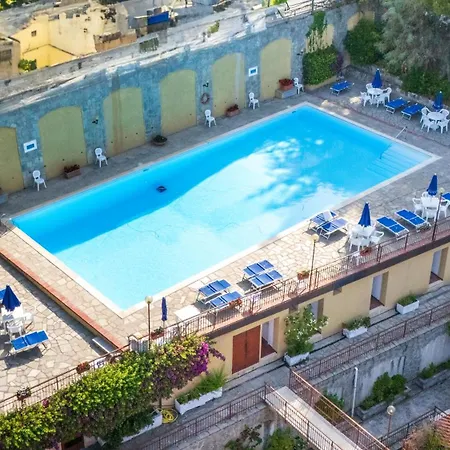 Infinity Blue - Sunny With The View Apartment Ospedaletti